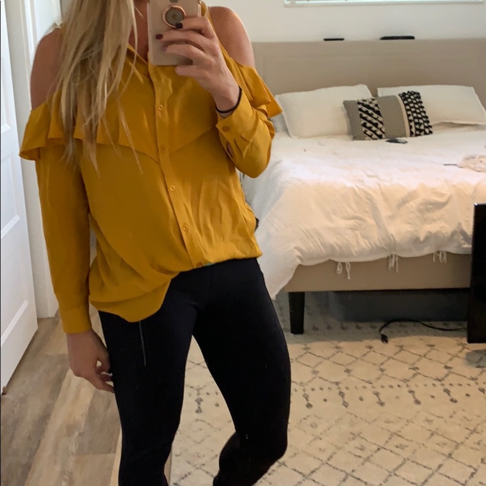 Mustard blouse